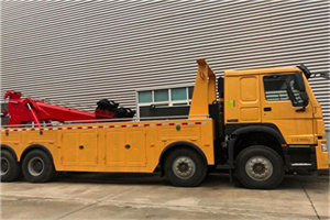 带岭道路救援公司